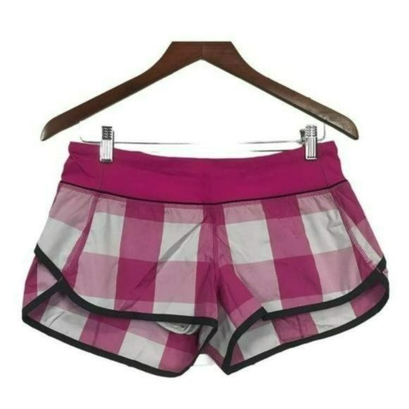 Lululemon Speed Shorts Pink and Gray Raspberry Gingham, Size 6 New Without Tag - Picture 1 of 4